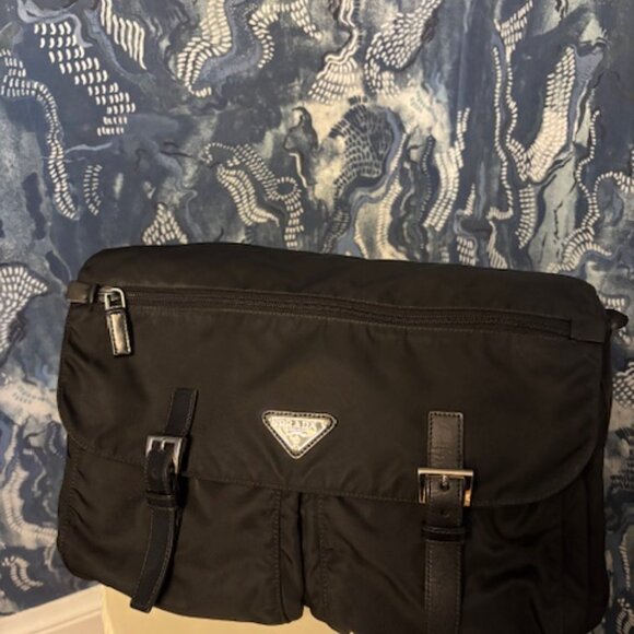 Prada 13" Nylon Messenger bag - Picture 5 of 6